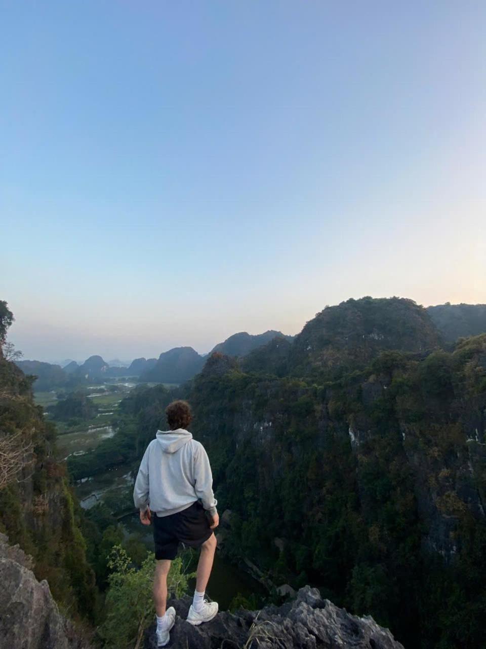 Thung Sen Tam Coc Homestay Ninh Binh